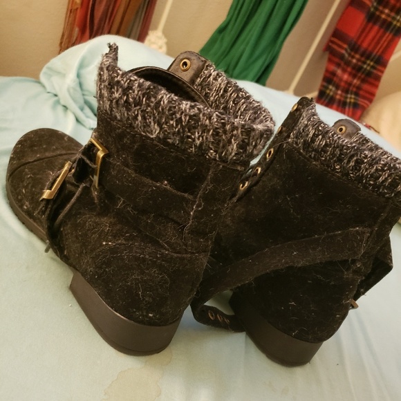 Black and grey flat ankle boots with buckl… - Picture 4 of 5